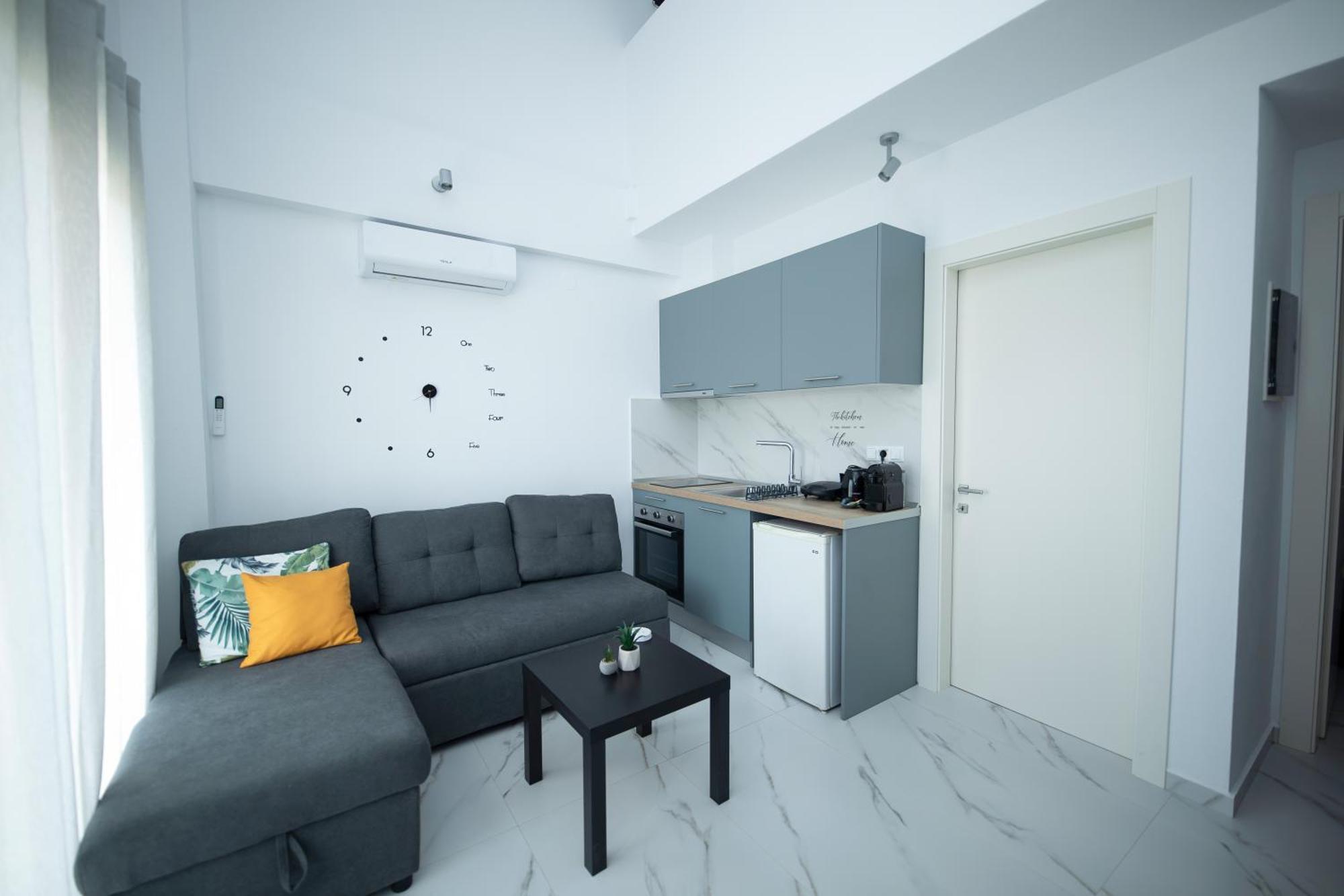 E&S Balaska Apartments Кавала Экстерьер фото