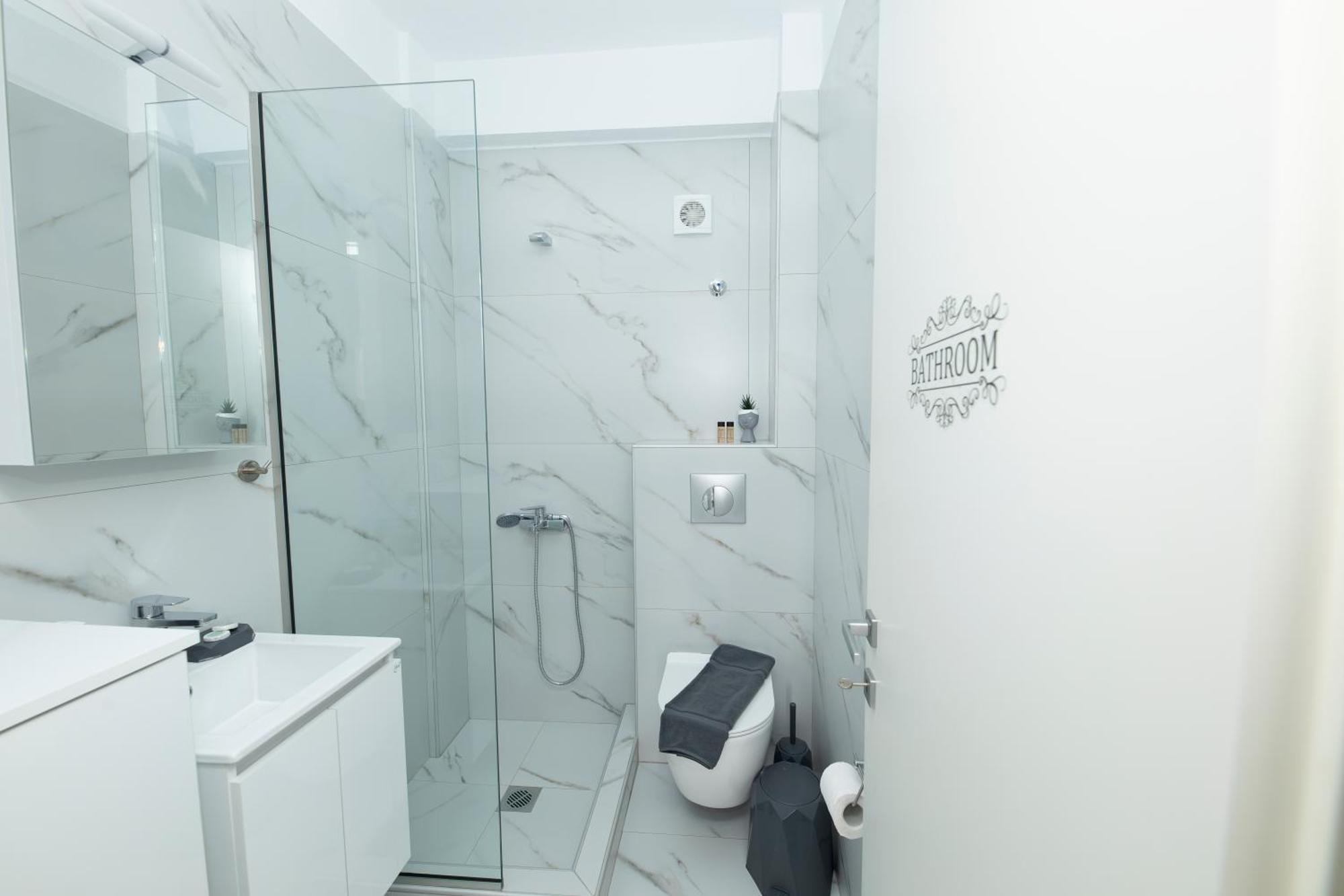 E&S Balaska Apartments Кавала Экстерьер фото
