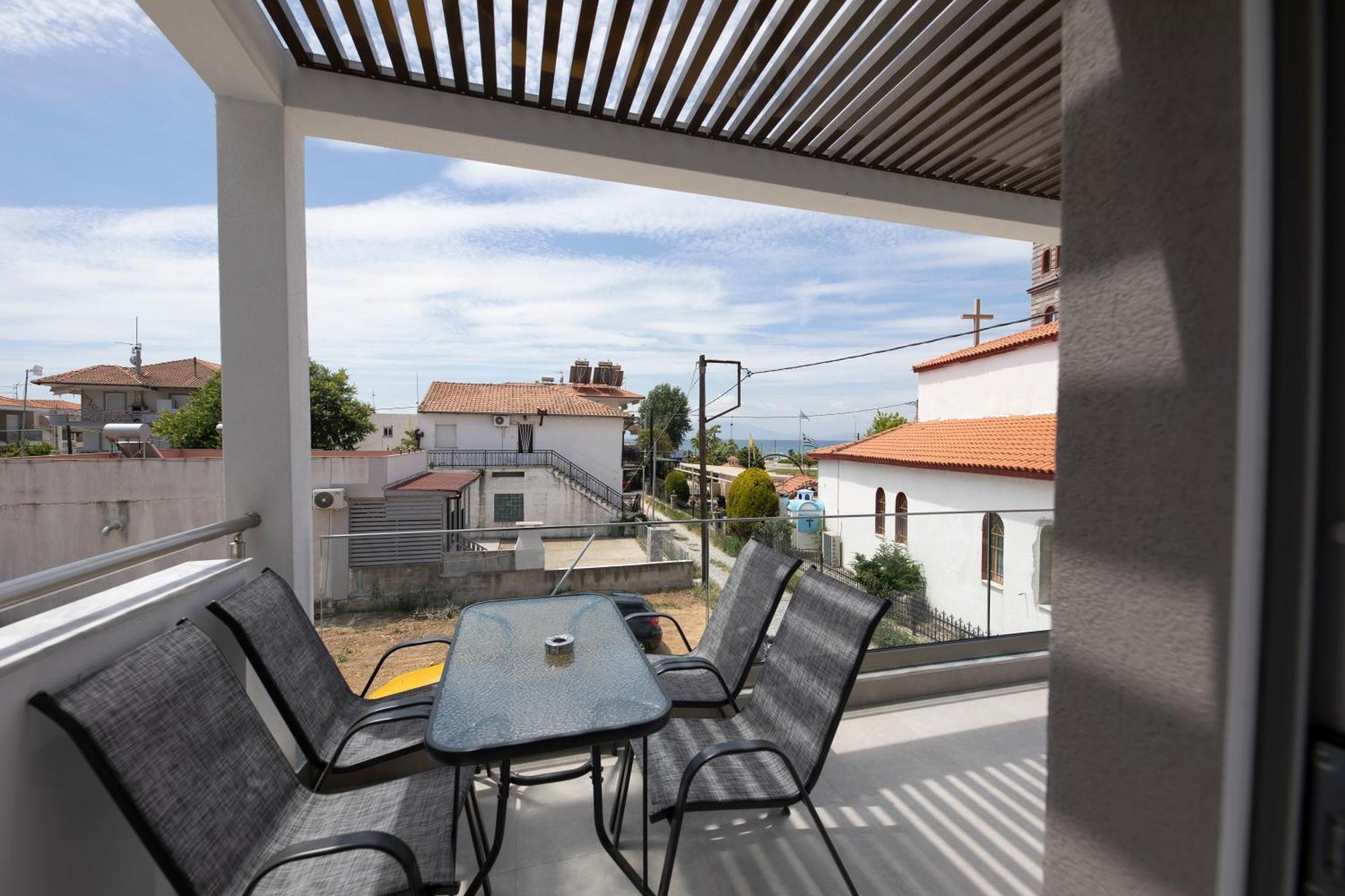 E&S Balaska Apartments Кавала Экстерьер фото